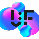 Bunte, schwebende Kugeln mit den schwarzen Buchstaben „U:F“ vorne drauf, vor schwarzem Hintergrund.
